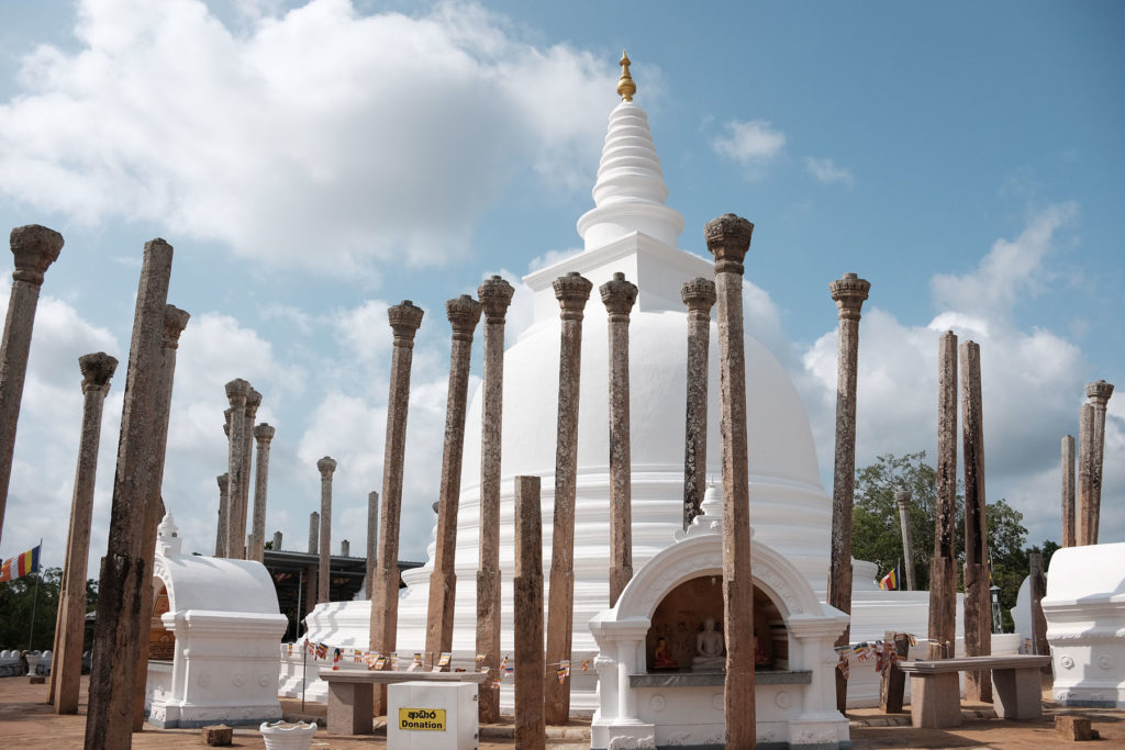 thuparama dagoba in anuradhapura