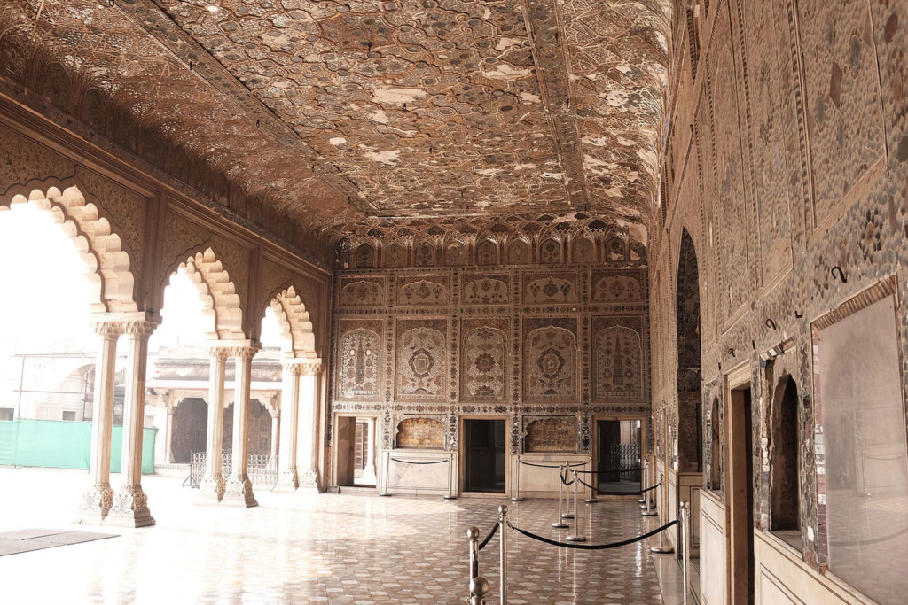 lahore sheesh mahal