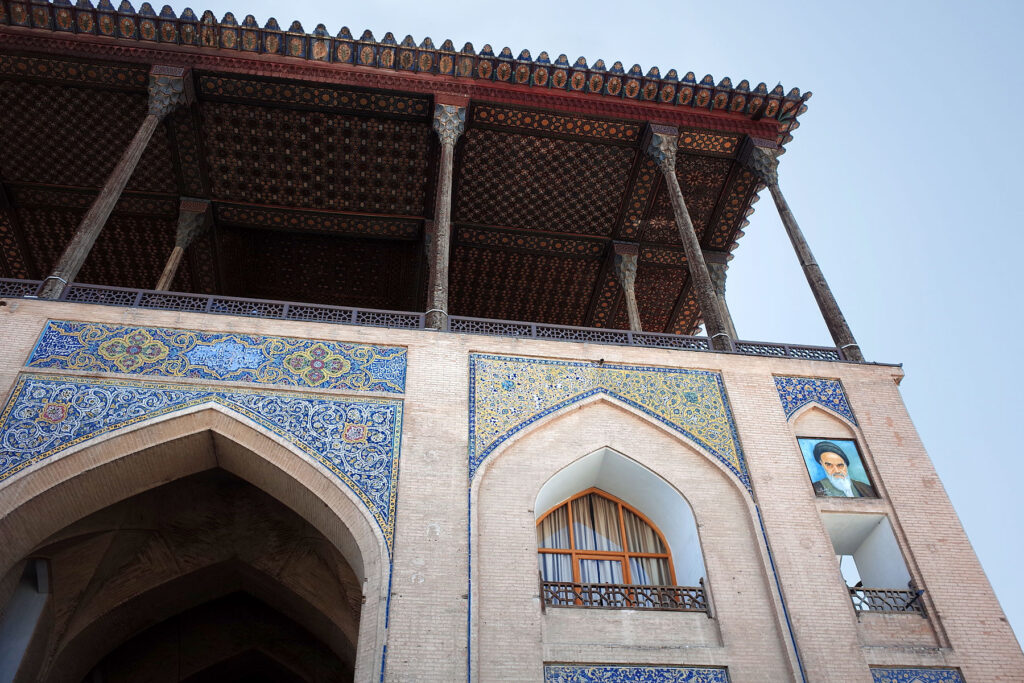 isfahan ali qapu palace