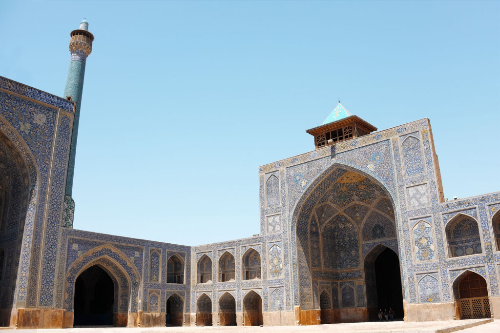 shah mosque iwan goldast