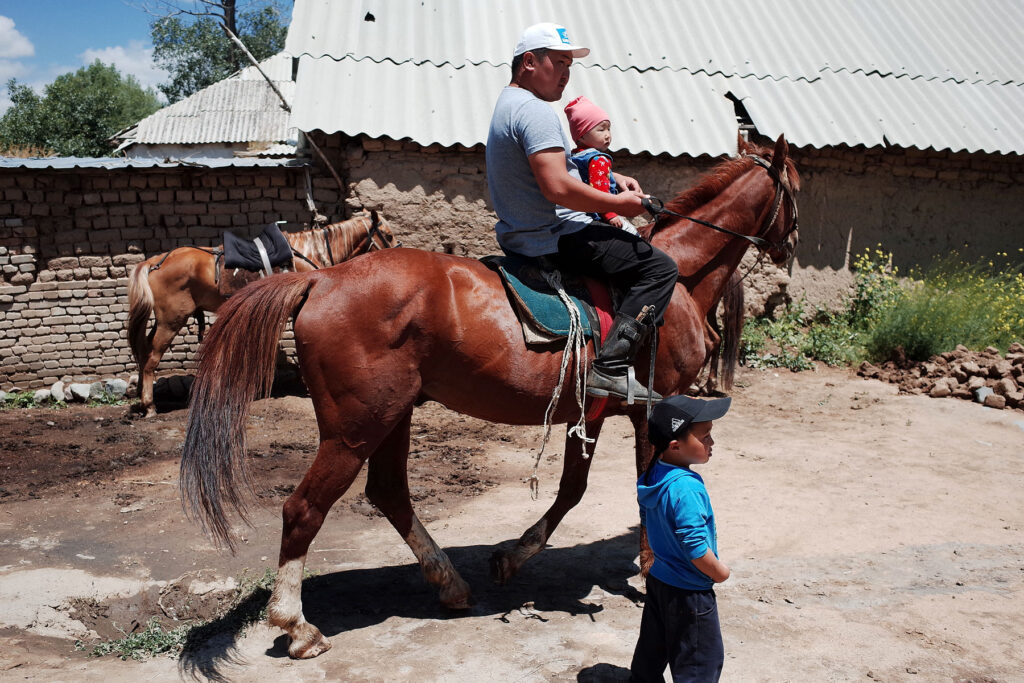 nomadic family
