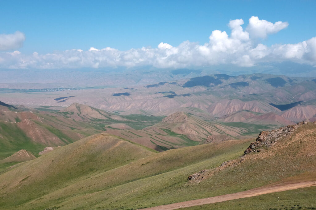mountainous song-kul