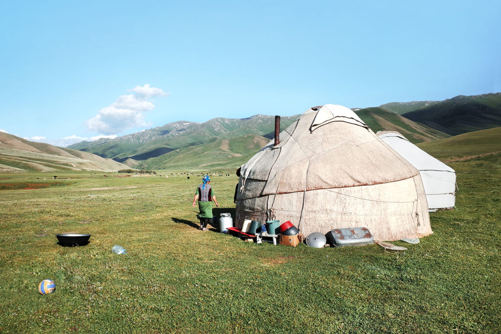 yurt kitchen