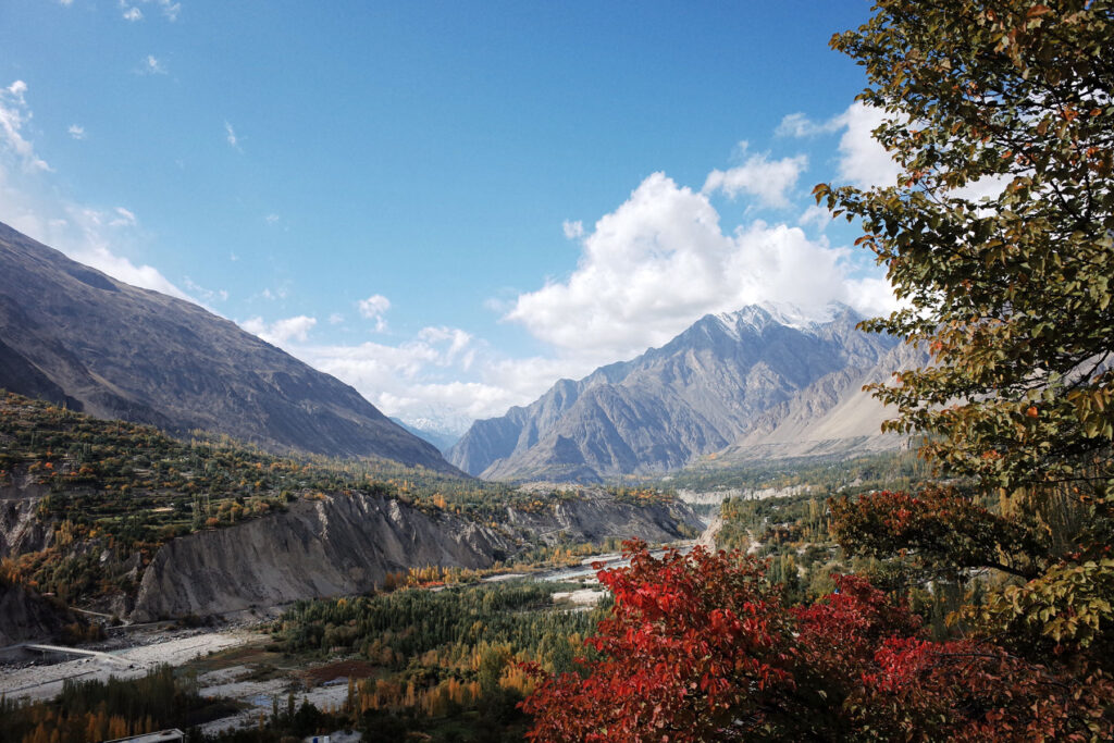 spectacular hunza valley